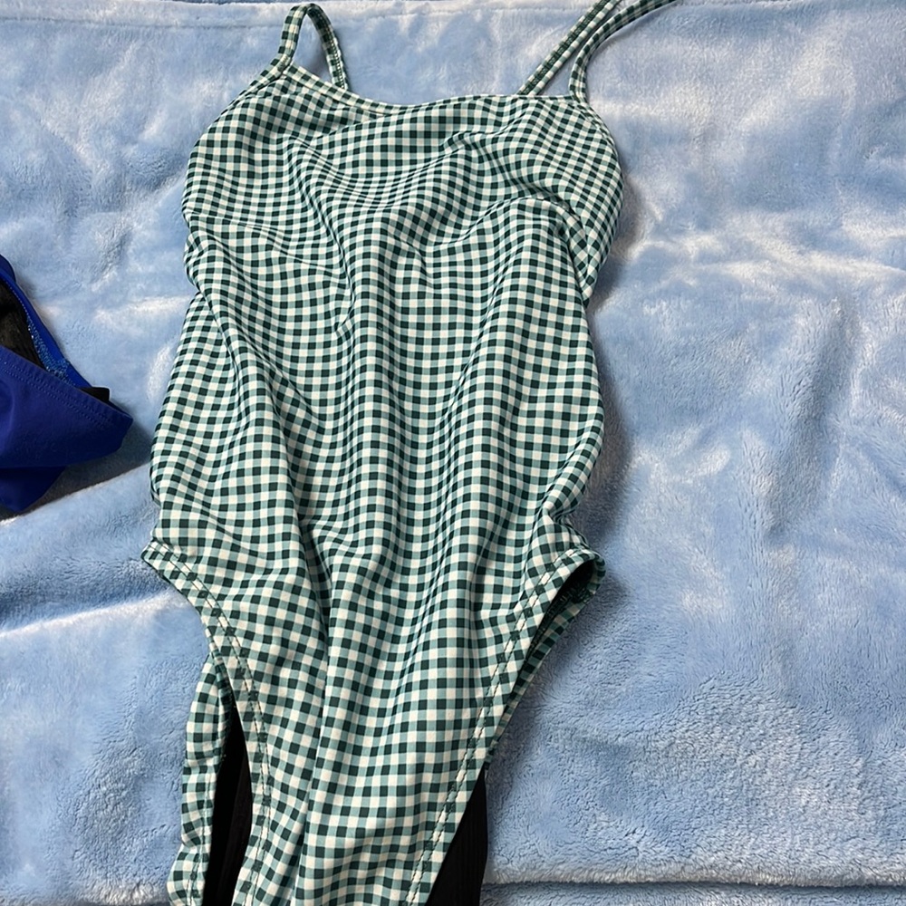 Jolyn swimsuit